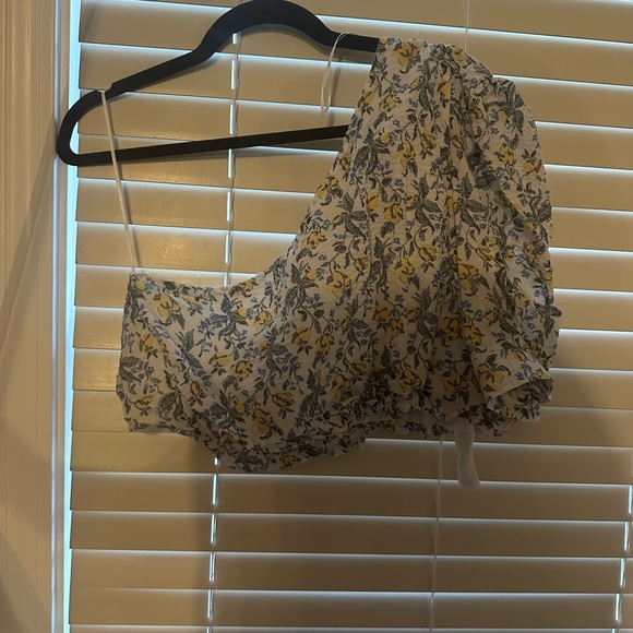 En Saison Maeve Floral Cropped Top - Picture 2 of 5